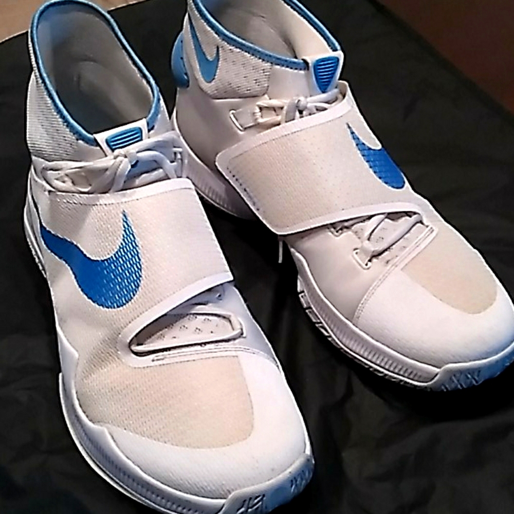 Nike Zoom HyperRev